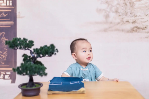 灌南宝宝抓周必备8件物品 灌南宝宝抓周必备8件物品